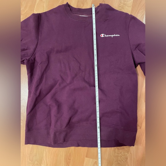 Champion Crewneck Sweatshirt - Picture 6 of 6